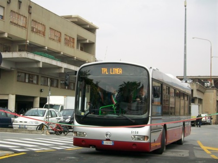 Quale il futuro del trasporto in Liguria? Intervista al Presidente di TPL Claudio Strinati Quale il futuro del trasporto in Liguria? Intervista al Presidente di TPL Claudio Strinati