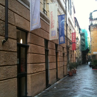 Albenga, la biblioteca civica riapre anche alle sale studio