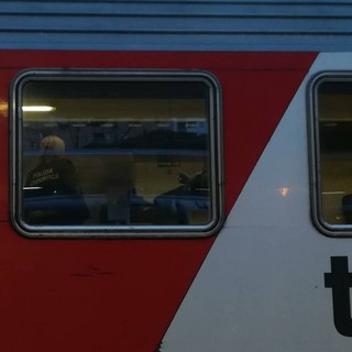 Uomo trovato impiccato sul treno a Savona: il suo nome citato nel processo Andreotti (FOTO)