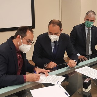 Upa, rinnovato l'accordo con Carige. Berlangieri: "Per ripartire ci serve quella liquidità che dallo Stato non è arrivata" (VIDEO) Upa, rinnovato l'accordo con Carige. Berlangieri: "Per ripartire ci serve quella liquidità che dallo Stato non è arrivata" (VIDEO)