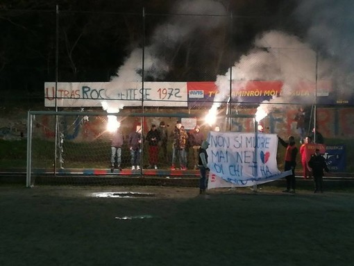 Foto tratta dalla pagina Facebook Ultras Rocchettese - Roman Bridge Warriors