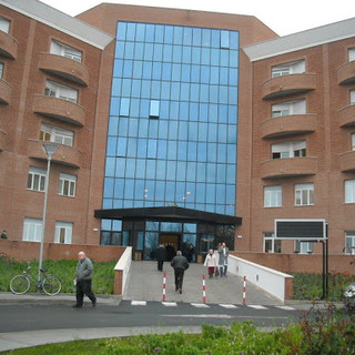 Albenga, approvata la delibera per la tutela dei lavoratori del reparto di chirurgia ortopedica dell'ospedale