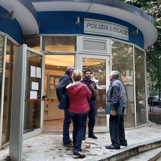 Savona, confronto assessori-cittadini in piazza del Popolo: a breve l’avvio del controllo di vicinato