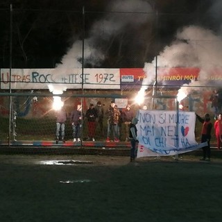 Foto tratta dalla pagina Facebook Ultras Rocchettese - Roman Bridge Warriors Foto tratta dalla pagina Facebook Ultras Rocchettese - Roman Bridge Warriors