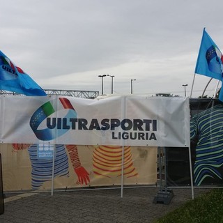 Emergenza Coronavirus, Uiltrasporti: &quot;I lavoratori stanno affrontando la situazione a testa alta, consapevoli però che le logiche del profitto prevalgono su tutto&quot;