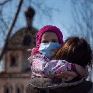 Ucraina, pronte a difendersi anche le donne, dopo le lacrime