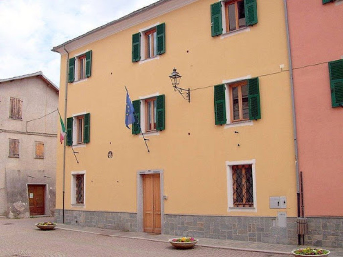 Lotta al dissesto idrogeologico: due interventi per 700 mila euro a Bardineto Lotta al dissesto idrogeologico: due interventi per 700 mila euro a Bardineto