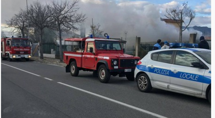 Aperto un fascicolo per omicidio colposo per l'incendio in viale Che Guevara ad Albenga Aperto un fascicolo per omicidio colposo per l'incendio in viale Che Guevara ad Albenga