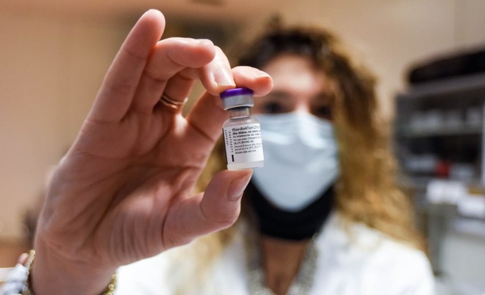 Covid: nel savonese il più alto numero di nuovi casi giornalieri (83). Stabili gli ospedalizzati (105)