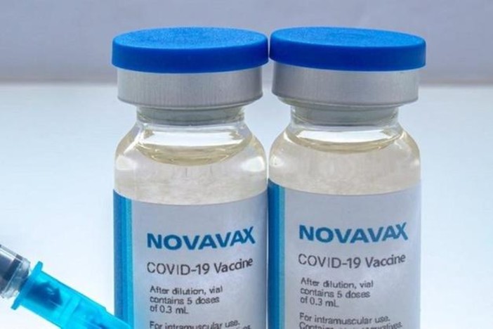 Coronavirus, dal 28 febbraio sarà possibile prenotare il vaccino proteico Novavax: somministrazioni dal 1° marzo Coronavirus, dal 28 febbraio sarà possibile prenotare il vaccino proteico Novavax: somministrazioni dal 1° marzo