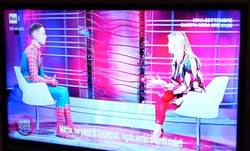 Mattia Villardita, lo "Spider Man in corsia", ospite dello show "A ruota libera" su Rai Uno Mattia Villardita, lo "Spider Man in corsia", ospite dello show "A ruota libera" su Rai Uno