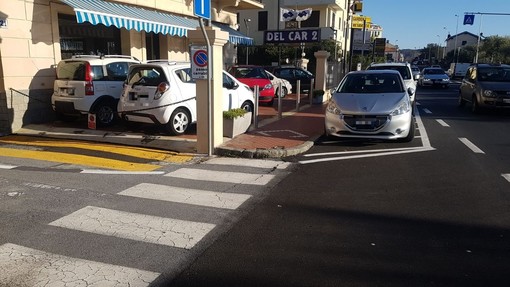 Albissola Marina, la minoranza: "Due semafori 'a prenotazione' e tre attraversamenti rialzi per la sicurezza sull'Aurelia" Albissola Marina, la minoranza: "Due semafori 'a prenotazione' e tre attraversamenti rialzi per la sicurezza sull'Aurelia"