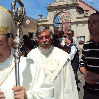 L'Abuso: solidarieta' a don Rebagliati. Ritorsioni per il suo coraggio
