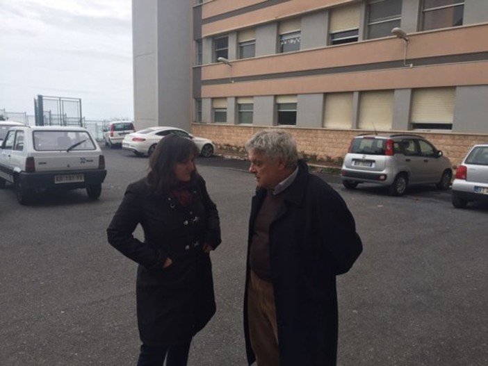 Rogo al "Ruffini" di Finale Ligure: il 77enne è morto carbonizzato (FOTO) Rogo al "Ruffini" di Finale Ligure: il 77enne è morto carbonizzato (FOTO)