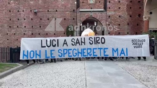 "Giù le mani da San Siro", il coro dei tifosi dell'Inter prima della presentazione del nuovo stadio di Milano "Giù le mani da San Siro", il coro dei tifosi dell'Inter prima della presentazione del nuovo stadio di Milano