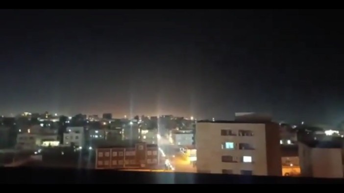 Attacco Usa contro l'Iran, Trump pubblica i video dei raid Attacco Usa contro l'Iran, Trump pubblica i video dei raid