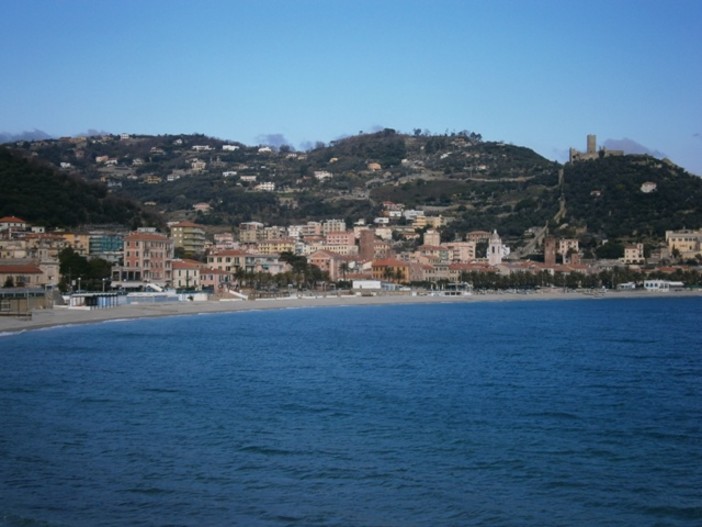 Legambiente e Touring Club Italiano assegnano 5 vele alla Liguria Legambiente e Touring Club Italiano assegnano 5 vele alla Liguria
