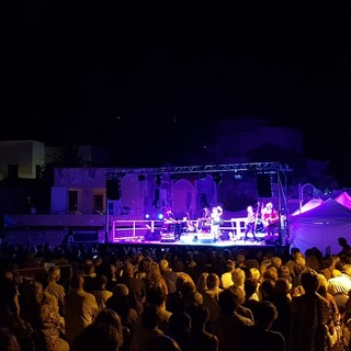 Concerto di Teresa De Sio: record di presenze al Varigotti Festival