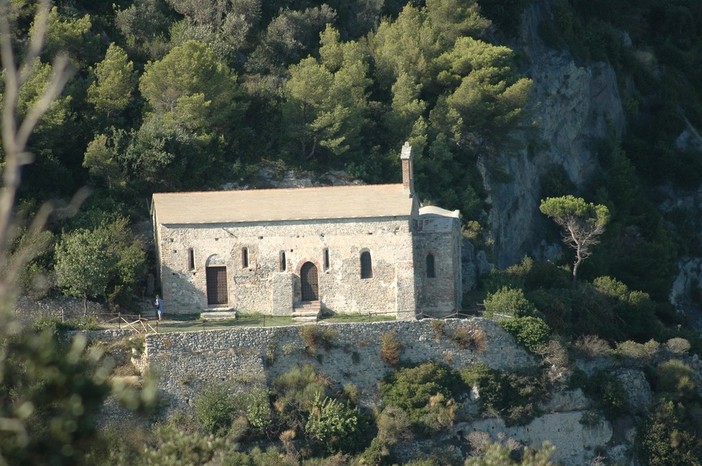 Varigotti, note gregoriane in san Lorenzo