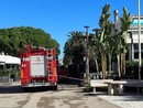 Finale, un flash mob dei sindaci savonesi per salvare la caserma dei Vigili del Fuoco