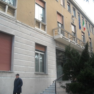 Vado: ci vorranno più soldi per il restauro di via Gramsci