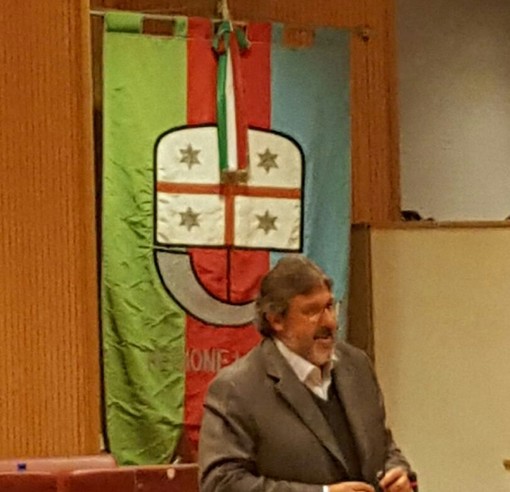 Una proposta di legge per tutelare e diffondere la lingua ligure come patrimonio storico culturale Una proposta di legge per tutelare e diffondere la lingua ligure come patrimonio storico culturale
