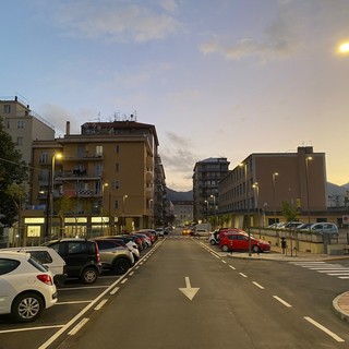 Vado Ligure, restyling di via XXV Aprile: taglio del nastro il 13 gennaio con musica e laser show