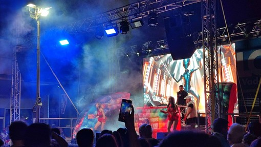 Albenga fa un tuffo indietro di trent'anni a suono di musica: a Ferragosto c'è lo show "Voglio tornare negli Anni '90"