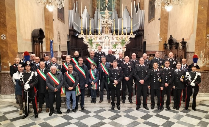 Anche ad Alassio i carabinieri celebrano la Virgo Fidelis: la cerimonia con gli amministratori locali