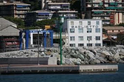 Ex cantieri Baglietto di Varazze: asta pubblica per piazzale e capannoni