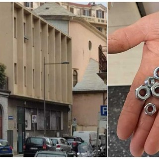 Savona, bulloni lanciati dalle finestre contro le auto, nuovo episodio a Santa Rita