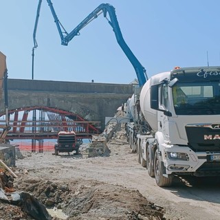 Varazze, per il ponte sul Rio Arenon in Lungomare Europa prevista la riapertura entro fine giugno Varazze, per il ponte sul Rio Arenon in Lungomare Europa prevista la riapertura entro fine giugno