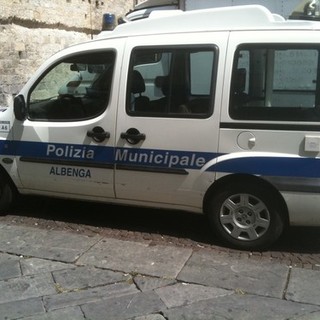 Albenga: operazione “strade sicure” della Polizia Municipale Albenga: operazione “strade sicure” della Polizia Municipale