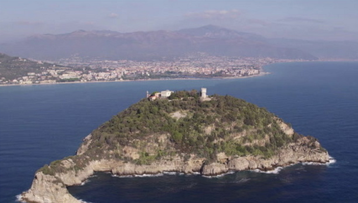 Isola Gallinara aperta a tutti: Wwf chiede chiarezza e garanzie sulla sua tutela Isola Gallinara aperta a tutti: Wwf chiede chiarezza e garanzie sulla sua tutela