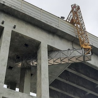Celle, proseguono gli interventi sul viadotto Costa: ieri controlli del carroponte sull'impalcato dell'A10 (FOTO e VIDEO)