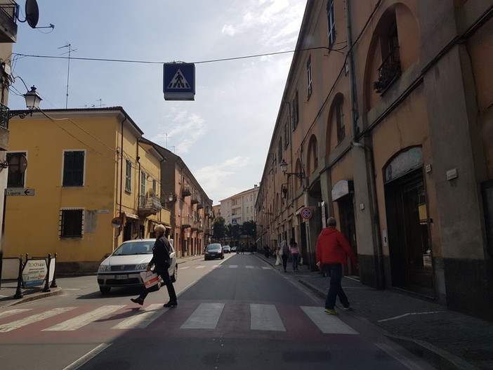 Albenga: oggi pomeriggio inaugurazione del negozio di abbigliamento "MogaDor" Albenga: oggi pomeriggio inaugurazione del negozio di abbigliamento "MogaDor"