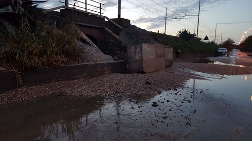 Albenga: campeggi rasi al suolo dalla mareggiata, Ciangherotti: "Dobbiamo rialzarci al via le richieste di risarcimento"