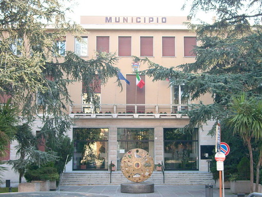 Social Housing a Vado Ligure: la Fondazione Domus presenta il progetto e la palazzina che ospiterà 23 nuovi alloggi a canone agevolato Social Housing a Vado Ligure: la Fondazione Domus presenta il progetto e la palazzina che ospiterà 23 nuovi alloggi a canone agevolato
