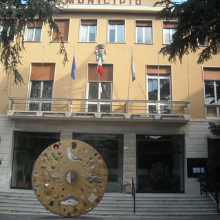 Vado: ampliamento della centrale Tirreno Power, unico contrario il consigliere Pdl De Benedetti