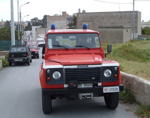Quiliano: incendio in un portone, nessun ferito ma danni ai contatori