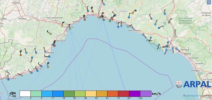 Raffiche di vento a 128 km/h nel savonese: prosegue l'allerta Raffiche di vento a 128 km/h nel savonese: prosegue l'allerta