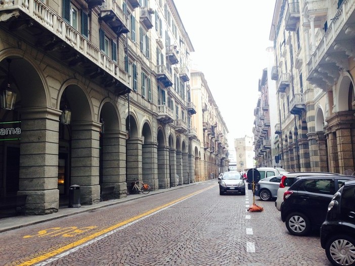 Federmoda su Dl Natale: "Nostro settore in ginocchio, va aiutato" Federmoda su Dl Natale: "Nostro settore in ginocchio, va aiutato"