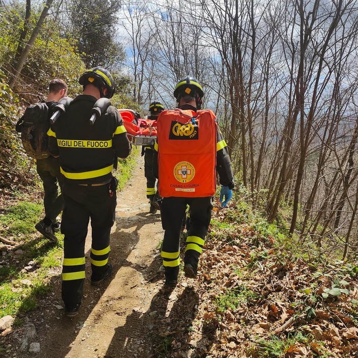 Biker padre e figlia si perdono sul Melogno: donna soccorsa dai vigili del fuoco e dal soccorso alpino