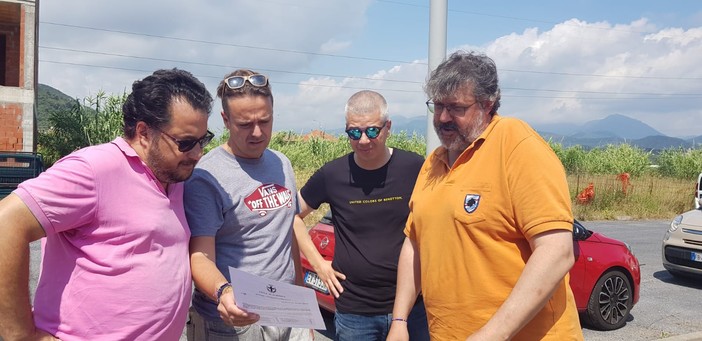 Albenga: inaugurata piazza Falcone Borsellino, Regione non invitata, Vaccarezza: "Speriamo sia una dimenticanza" Albenga: inaugurata piazza Falcone Borsellino, Regione non invitata, Vaccarezza: "Speriamo sia una dimenticanza"