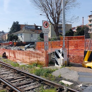 Vado, cantiere per eliminare il passaggio a livello: dal 21 gennaio stop a via Maestri del Lavoro, via Sabazia libera da Pasqua