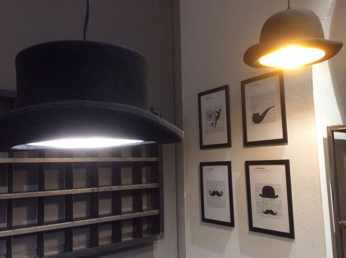 Apre ad Albenga VIAODDO 13, negozio di abbigliamento, accessori e calzature per uomo Apre ad Albenga VIAODDO 13, negozio di abbigliamento, accessori e calzature per uomo