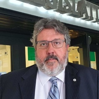 Regione, la proposta sui servizi necroscopici, funerari e cimiteriali presentata dal consigliere Vaccarezza diventa legge