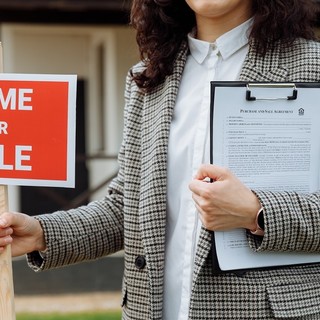 Vendere casa tramite agenzia senza esclusiva funziona?