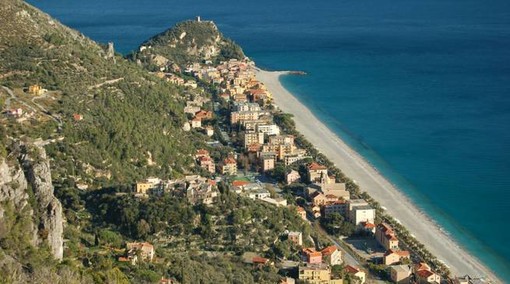 Finale Ligure, il sindaco e l'amministrazione comunale incontrano i cittadini di Varigotti
