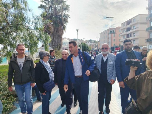 Vannacci ad Albissola, antifascisti e antimilitaristi non ci stanno: “Chi è costui?” Vannacci ad Albissola, antifascisti e antimilitaristi non ci stanno: “Chi è costui?”